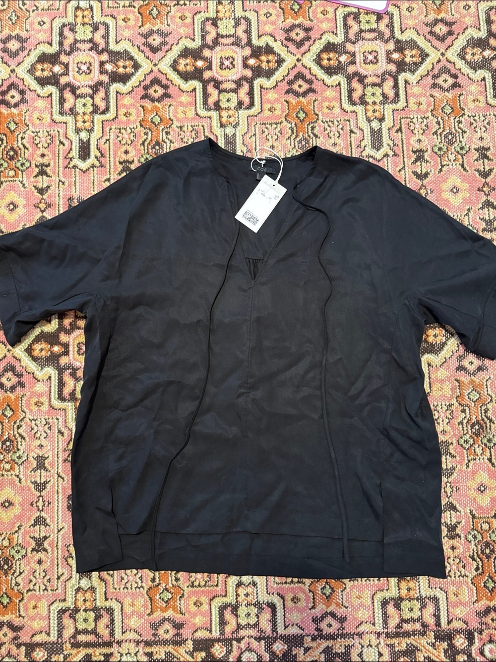 NWT COS 100% Lyocell Black V-Neck Oversized Lounge Tunic Top With Tie String - Picture 3 of 7